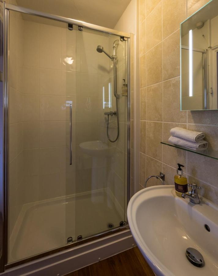 Portland House Bed & Breakfast Кесвик Екстериор снимка