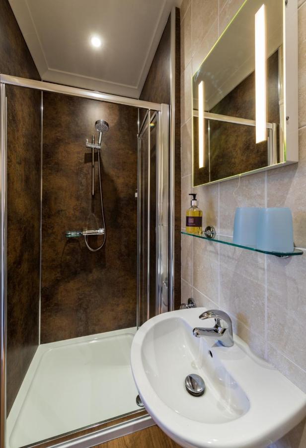 Portland House Bed & Breakfast Кесвик Екстериор снимка